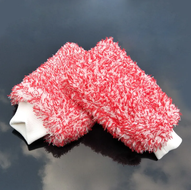 Plush Wash Mitt — Deep-Pile Coral Fleece, Zero Swirl Marks